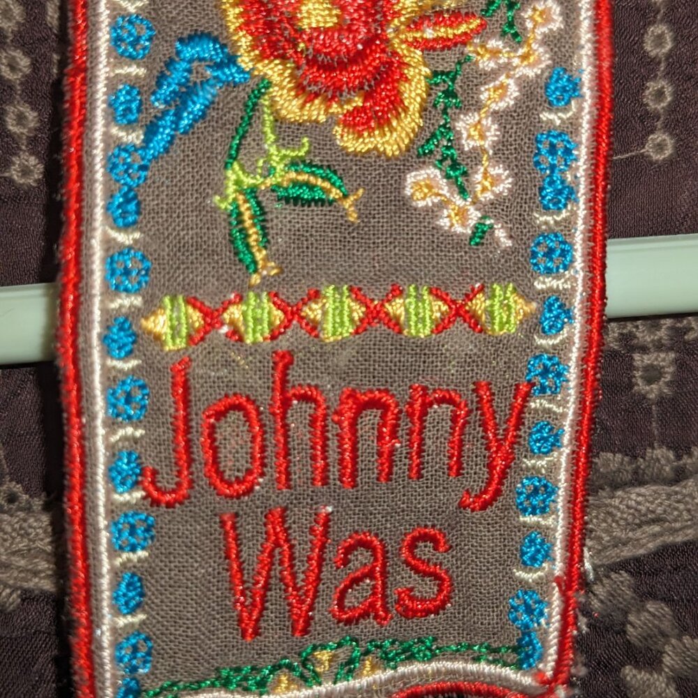Johnny Was rayon top embroidered look M brown - Picture 5 of 8